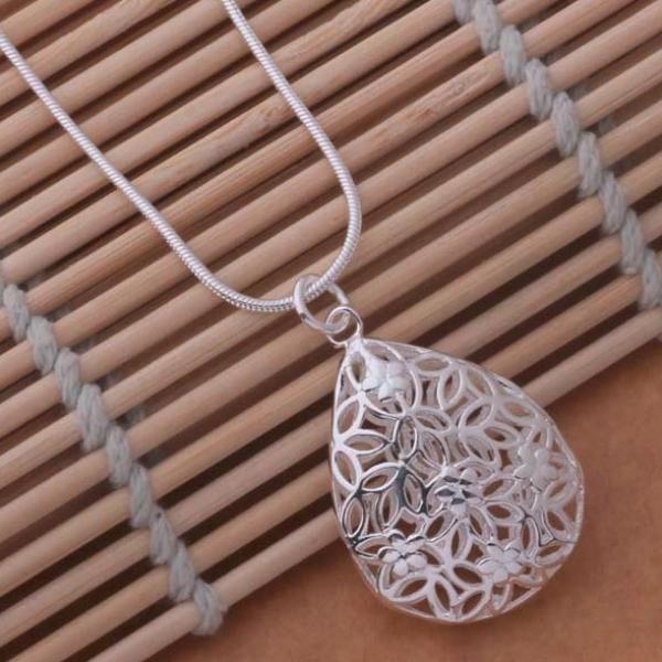 Floral Puff Silver Drop Silver Necklace for Woman