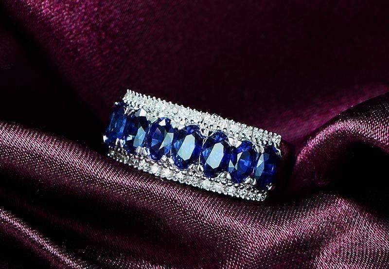 Charlaine En Bleu 3.5CTW Oval and Pavé Band OB Simulated Diamond Ring for Women Bridal Engagement Wedding Anniversary Gift