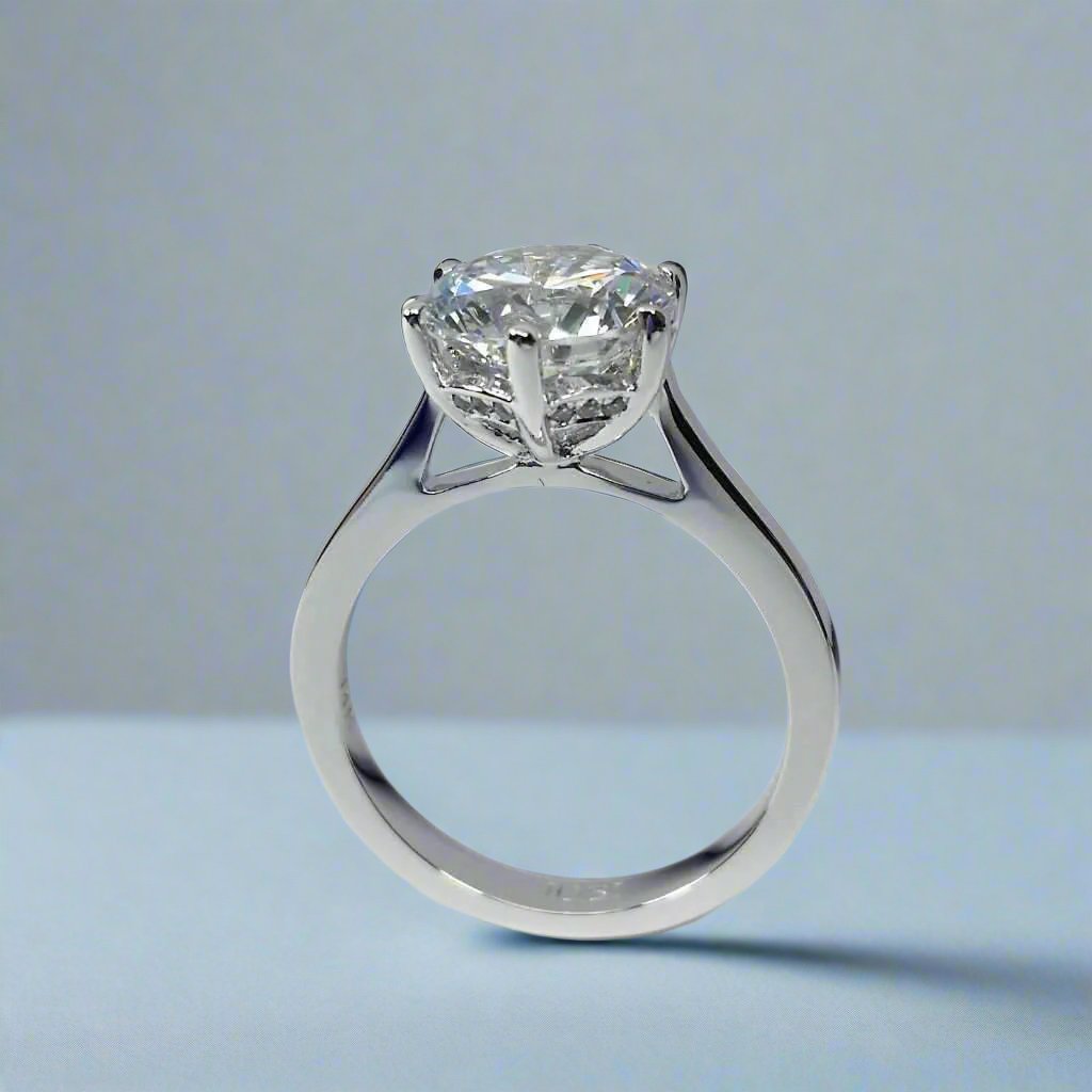 Victoria 4CT Round Cut OB Simulated Diamond Solitaire Sterling Silver Platinum Plated Ring for Woman Special Occasion Engagement