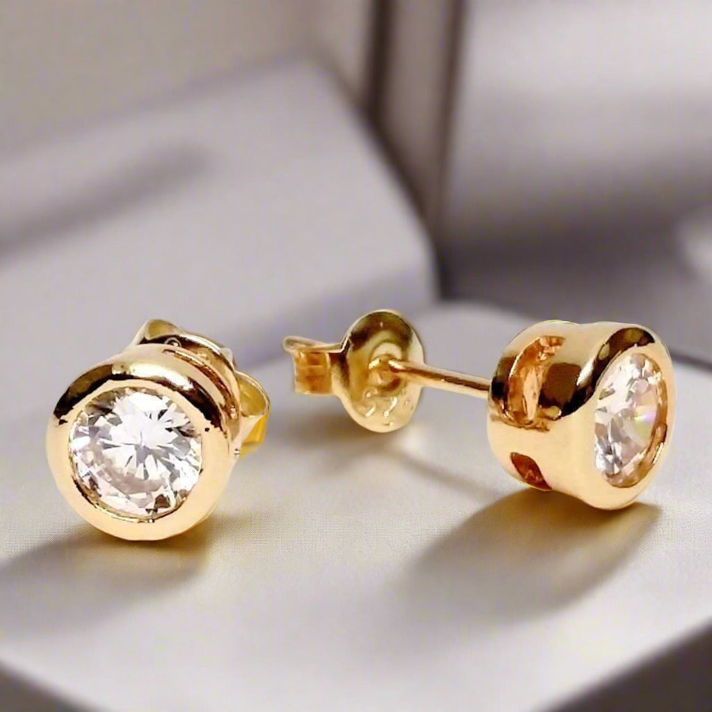 Feshionn IOBI Earrings Yellow Gold 5mm ON SALE - Bezel IOBI Crystals Stud Earrings