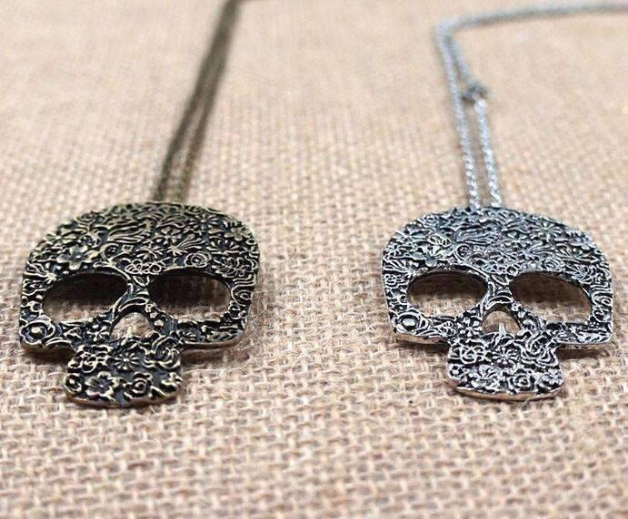 Feshionn IOBI Necklaces Blossoming Skull Floral Etched Necklace