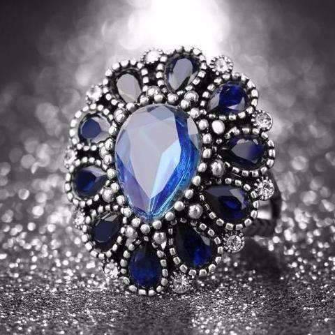 Feshionn IOBI Rings Brilliant Blue Flower Oversize Cocktail Ring