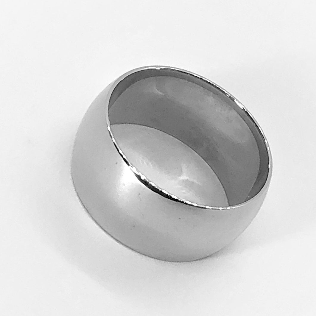 feshionn-iobi-wide-polished-dome-stainless-steel-mens-band