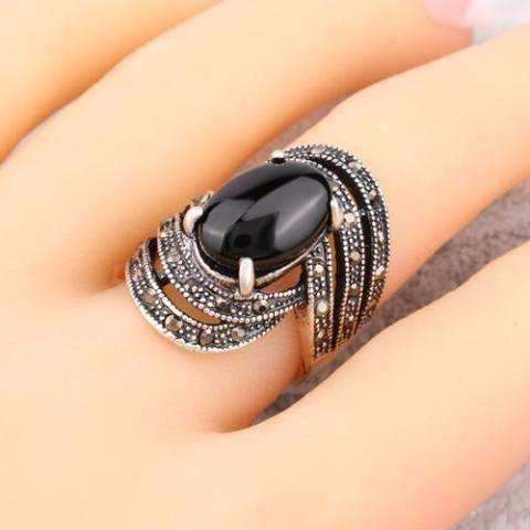 Feshionn IOBI Rings Tournée Oval Cabochon and Black Marcasite Crystal Ring